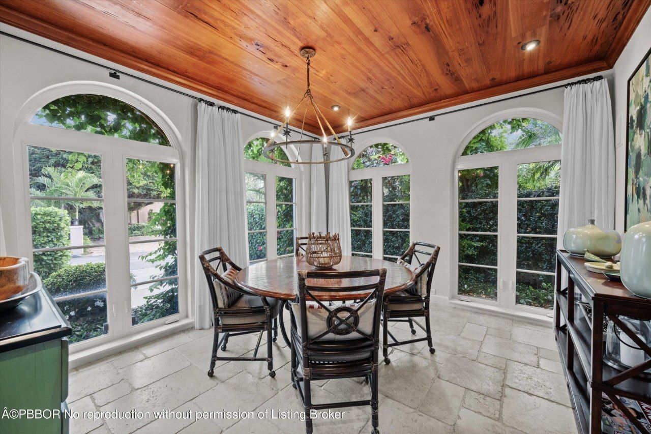 2411 Aravale Road, West Palm Beach, FL 33401 Photo