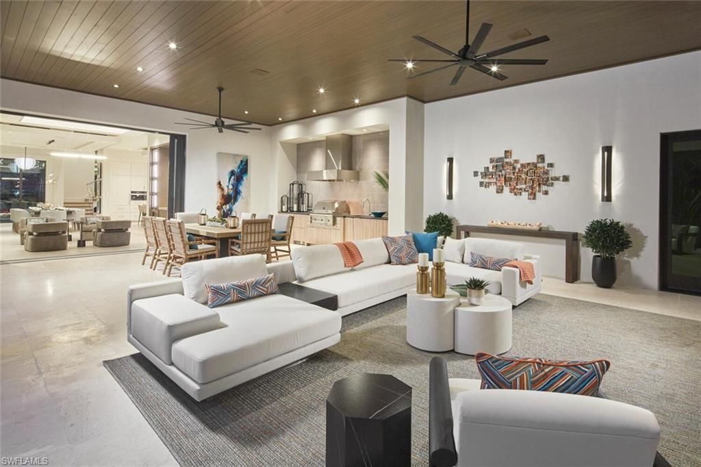 2021 Gordon Dr E, Naples, FL 34102 Photo