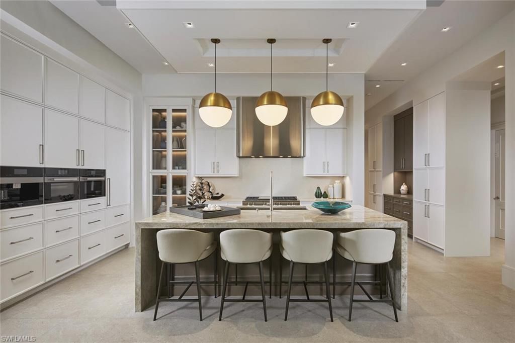 2021 Gordon Dr E, Naples, FL 34102 Photo