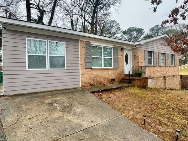 172 SCARSDALE Drive, Riverdale, GA 30274
