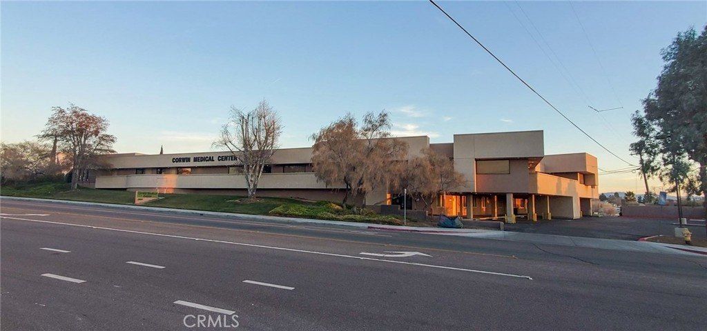 18523 Corwin Road, Unit J, Apple Valley, CA 92307 Main Photo