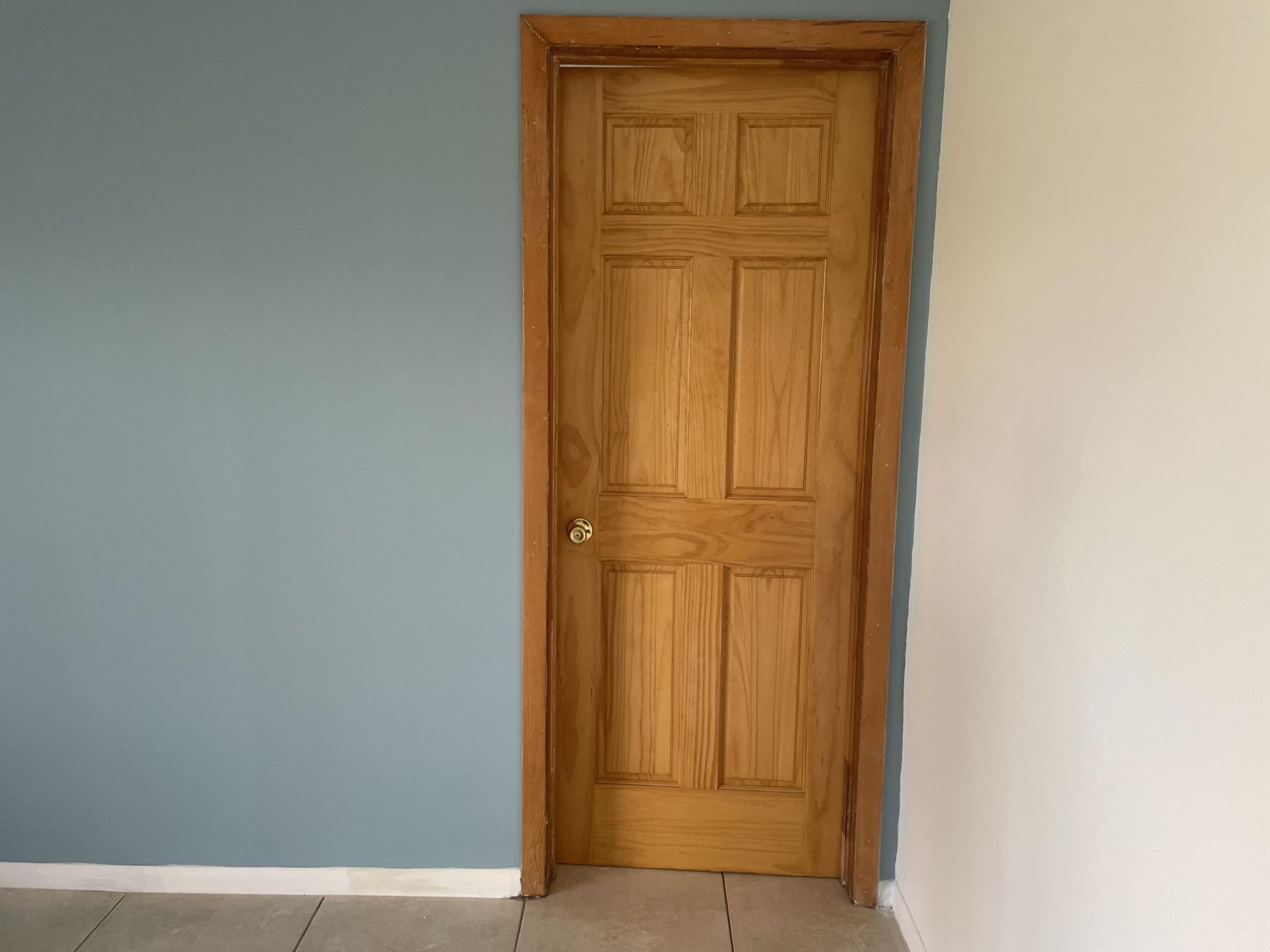 225 Bonnie Boulevard, Unit 211, Palm Springs, FL 33461 Photo