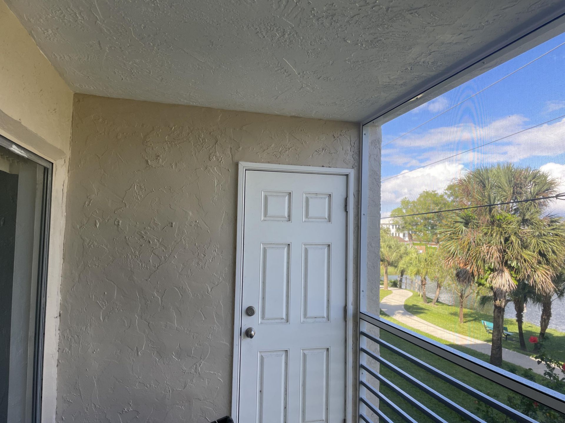 225 Bonnie Boulevard, Unit 211, Palm Springs, FL 33461 Photo