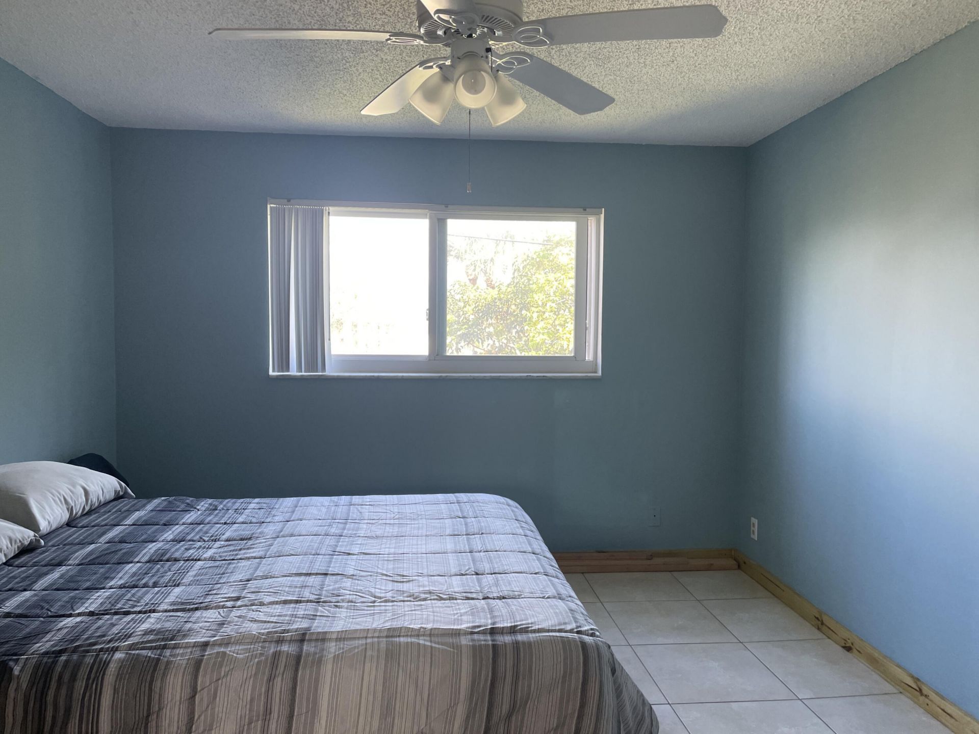 225 Bonnie Boulevard, Unit 211, Palm Springs, FL 33461 Photo