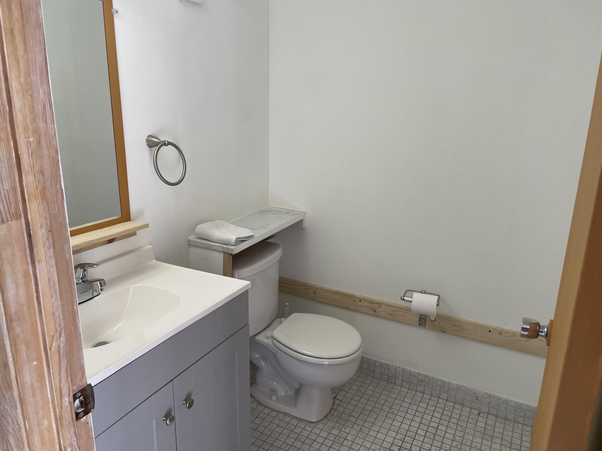 225 Bonnie Boulevard, Unit 211, Palm Springs, FL 33461 Photo