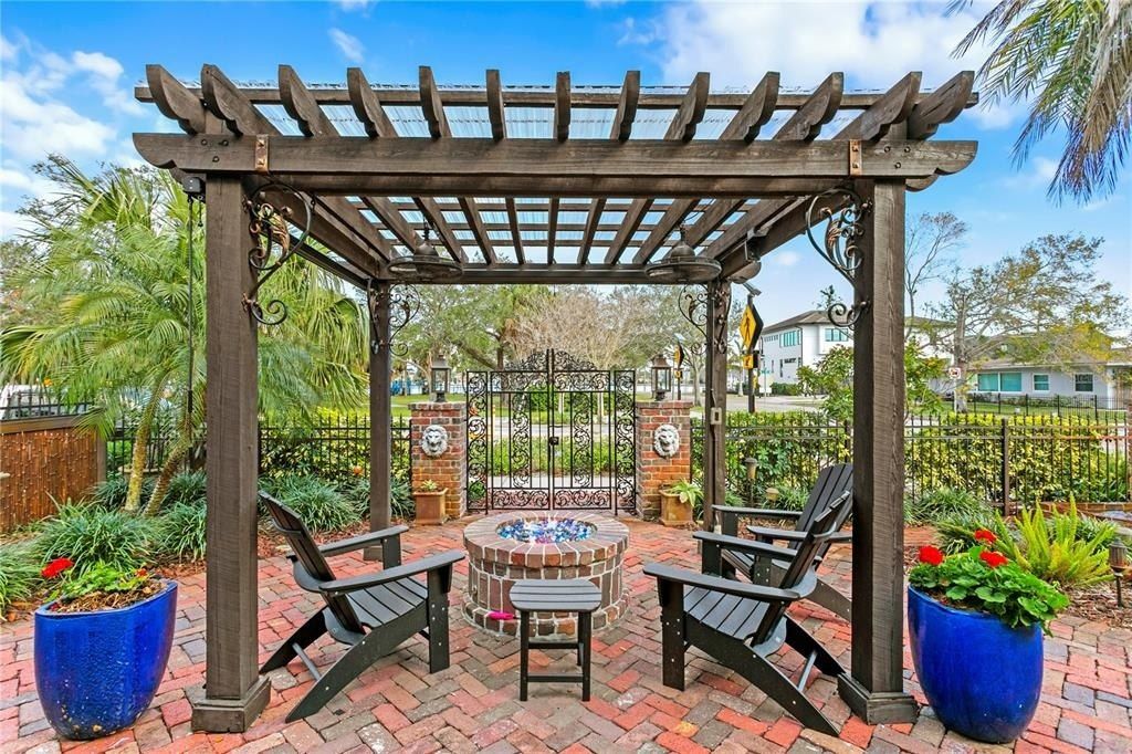 101 30th Avenue N, Saint Petersburg, FL 33704 Photo