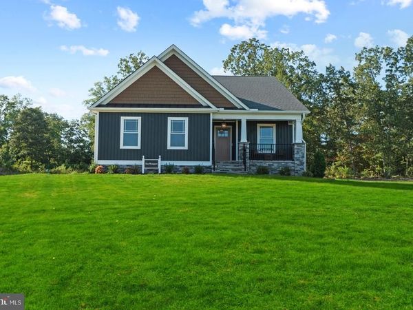 113 LOGAN WAY, TAPPAHANNOCK, VA 22560