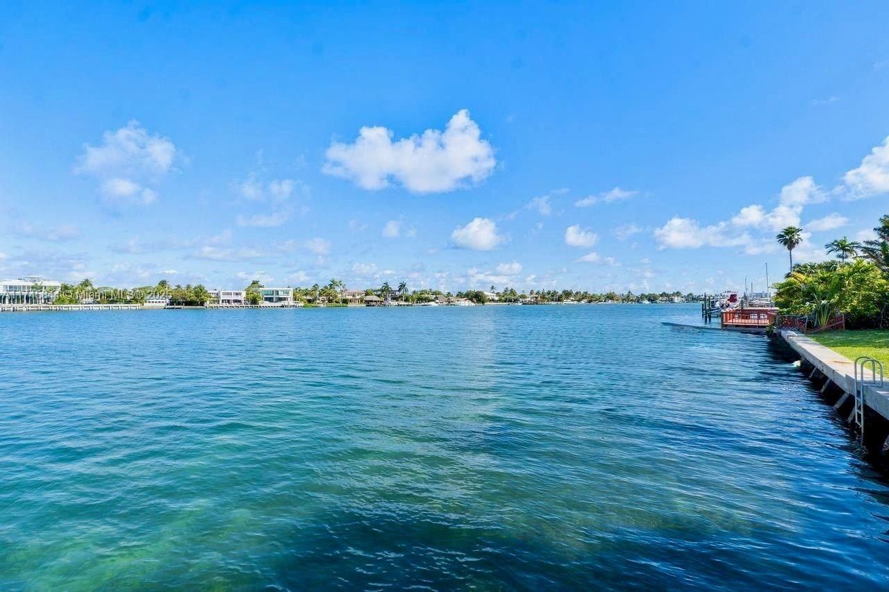 765 N Shore Dr, Miami Beach, FL 33141 Photo