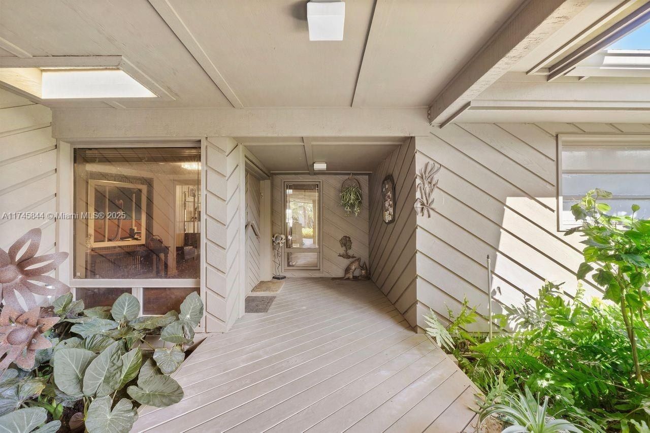 765 N Shore Dr, Miami Beach, FL 33141 Photo