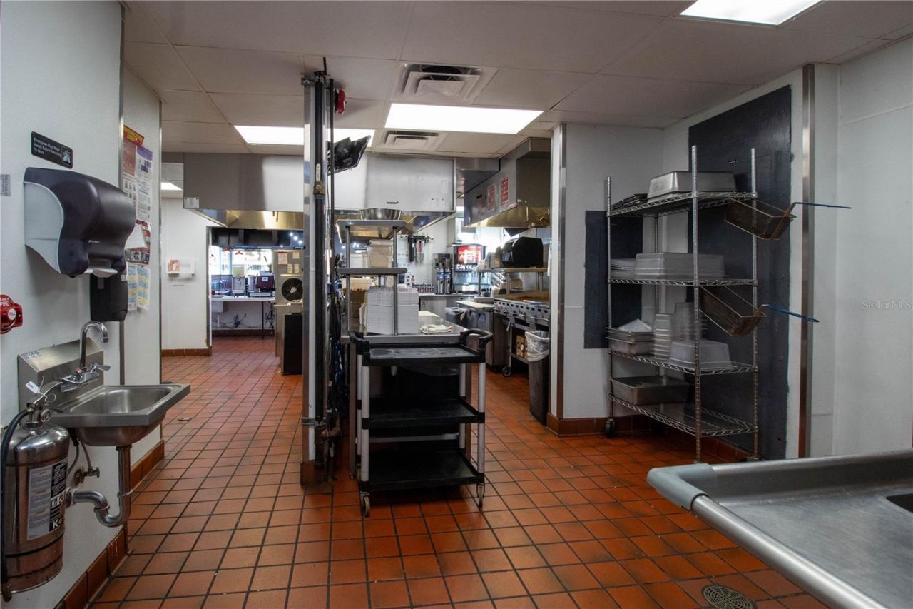 5908 S Orange Blossom Trail, Orlando, FL 32809 Photo