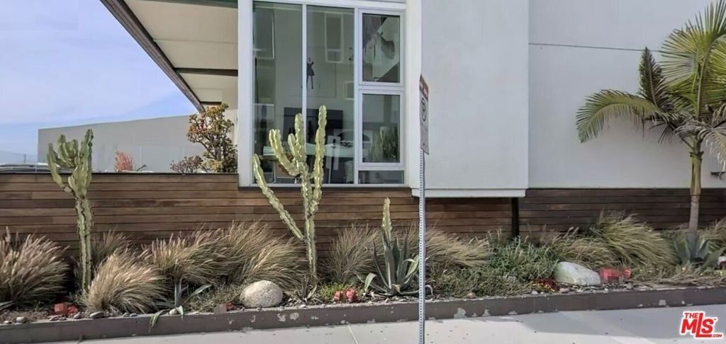 7 Fleet Street, Unit 101, Marina del Rey, CA 90292 Main Photo