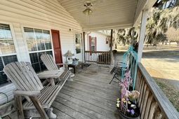 240 Amber Ln. photo 4