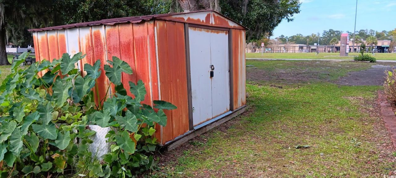 240 Amber Ln. Photo 24