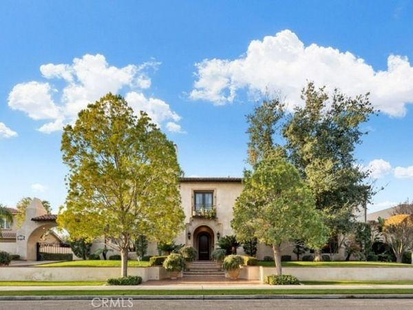 10209 Keswick Drive, Bakersfield, CA 93311