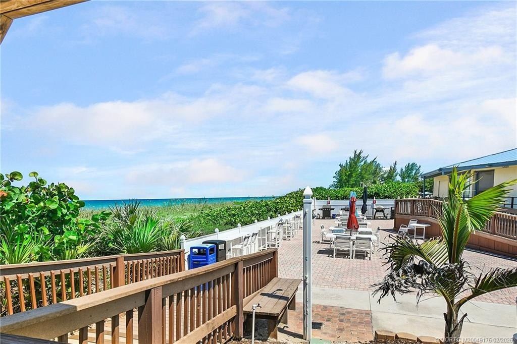 10725 S Ocean Drive, Unit 304, Jensen Beach, FL 34957 Photo