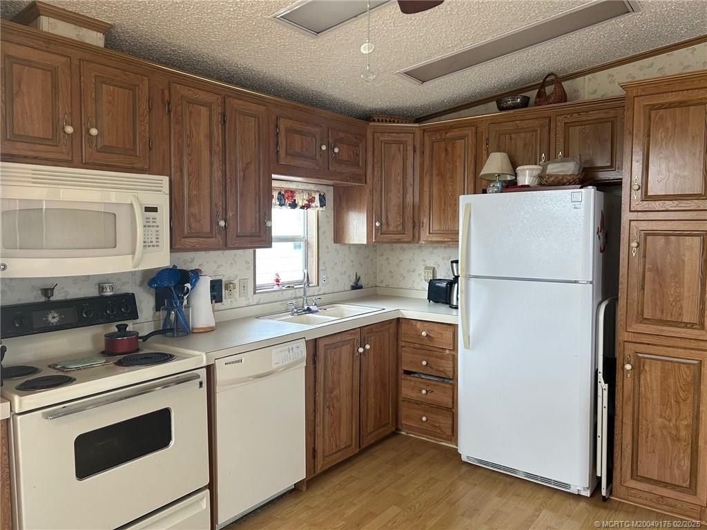 10725 S Ocean Drive, Unit 304, Jensen Beach, FL 34957 Photo