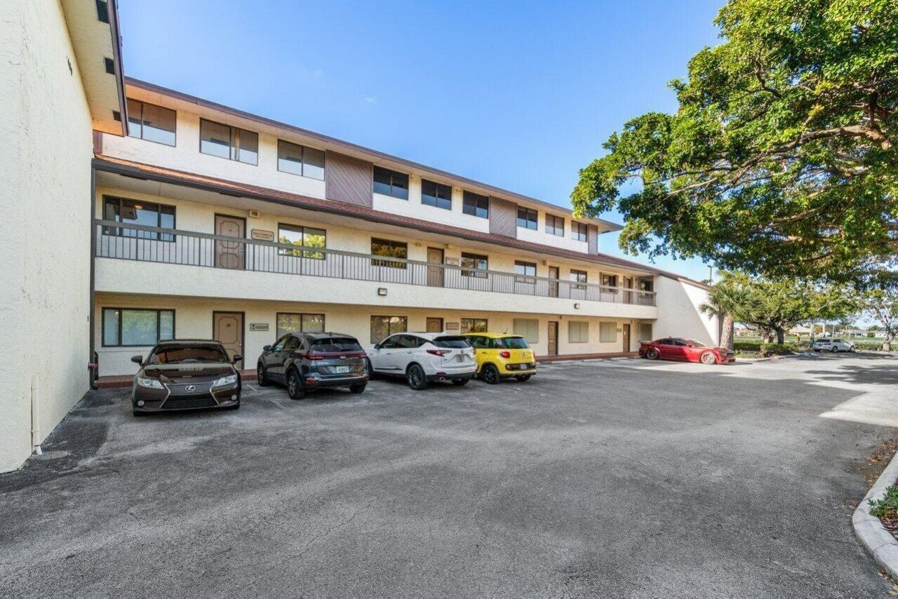 400 Executive Center Drive, Unit 209, West Palm Beach, FL 33401 Photo