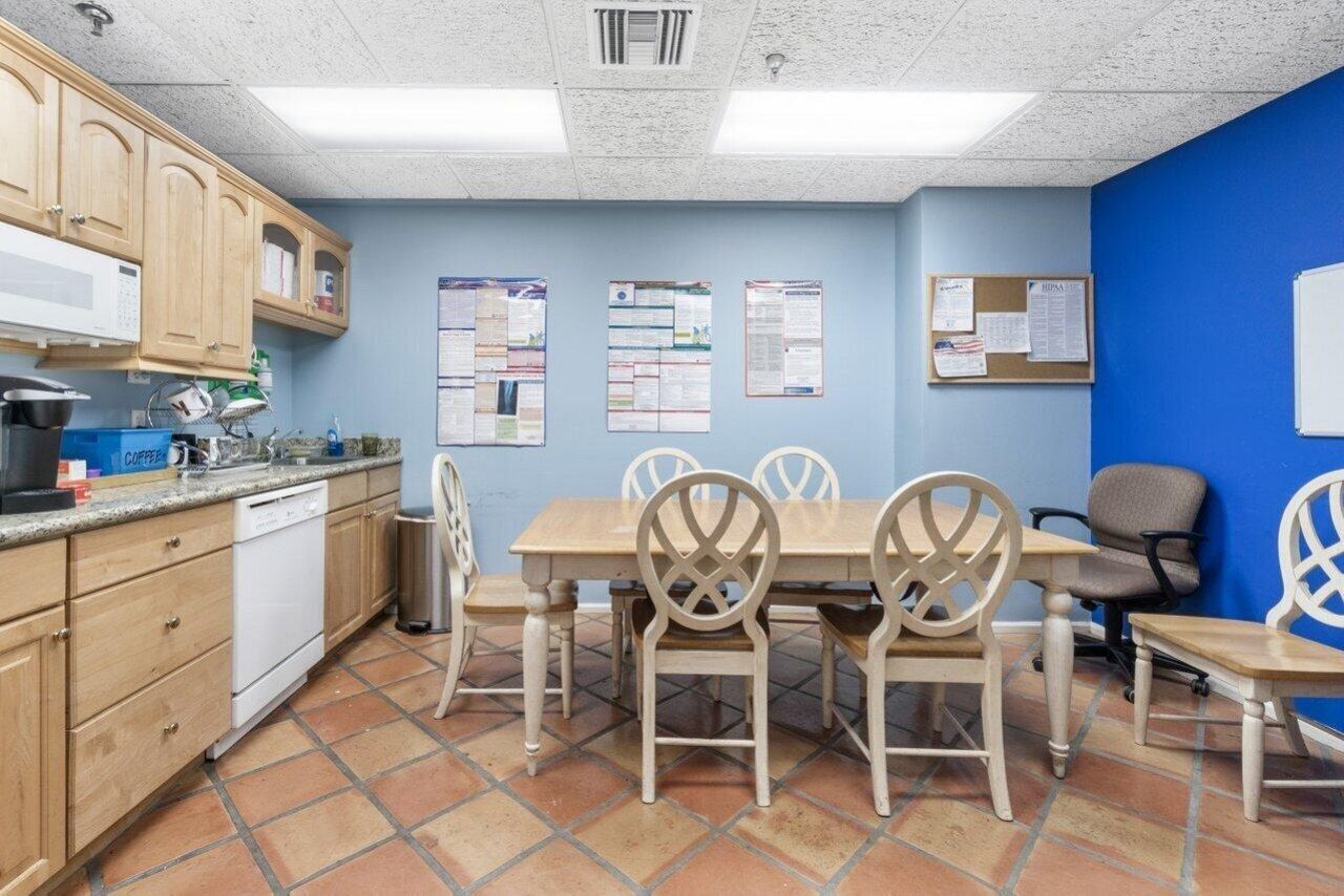 400 Executive Center Drive, Unit 209, West Palm Beach, FL 33401 Photo