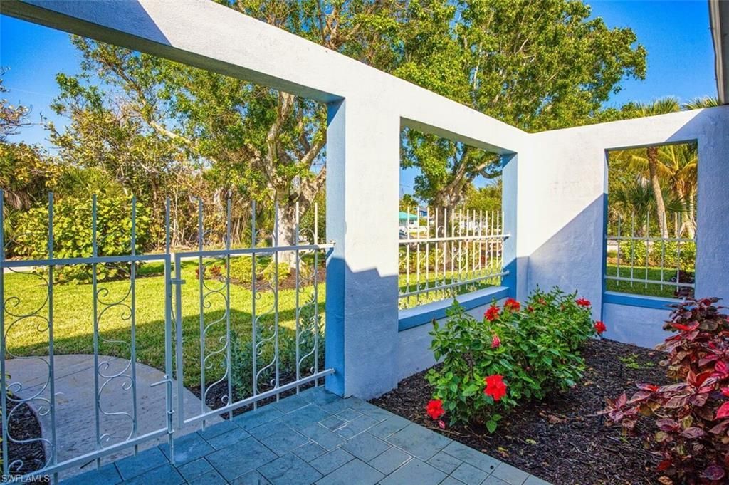 800 Beach Rd, Sanibel, FL 33957 Photo