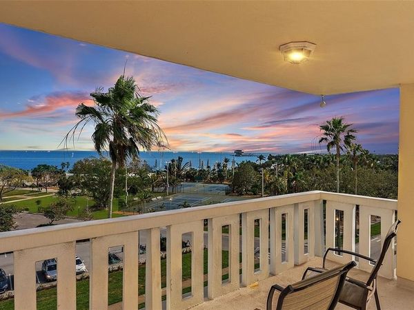 1200 N SHORE DRIVE NE, Unit 102, ST PETERSBURG, FL 33701