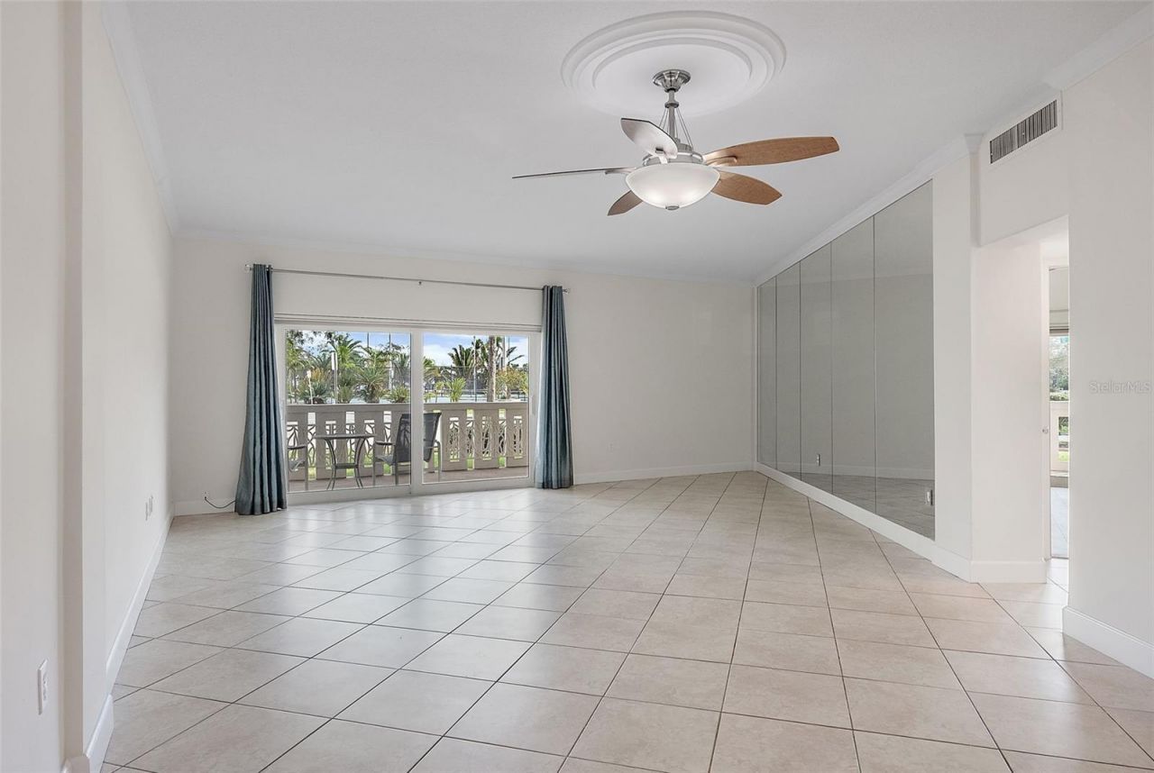 1200 N Shore Drive Ne, Unit 102, Saint Petersburg, FL 33701 Photo