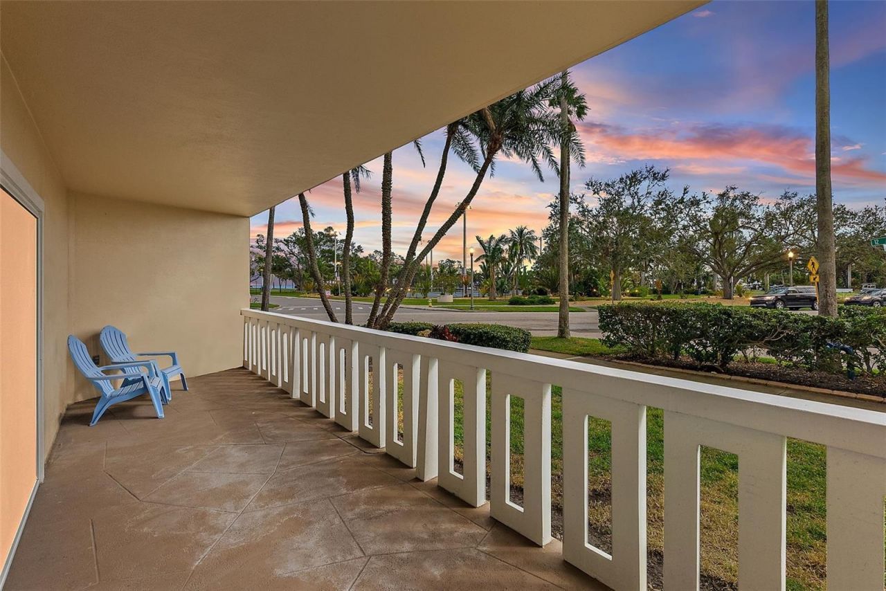 1200 N Shore Drive Ne, Unit 102, Saint Petersburg, FL 33701 Photo