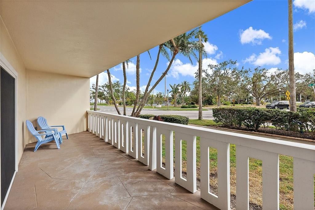 1200 N Shore Drive Ne, Unit 102, Saint Petersburg, FL 33701 Photo