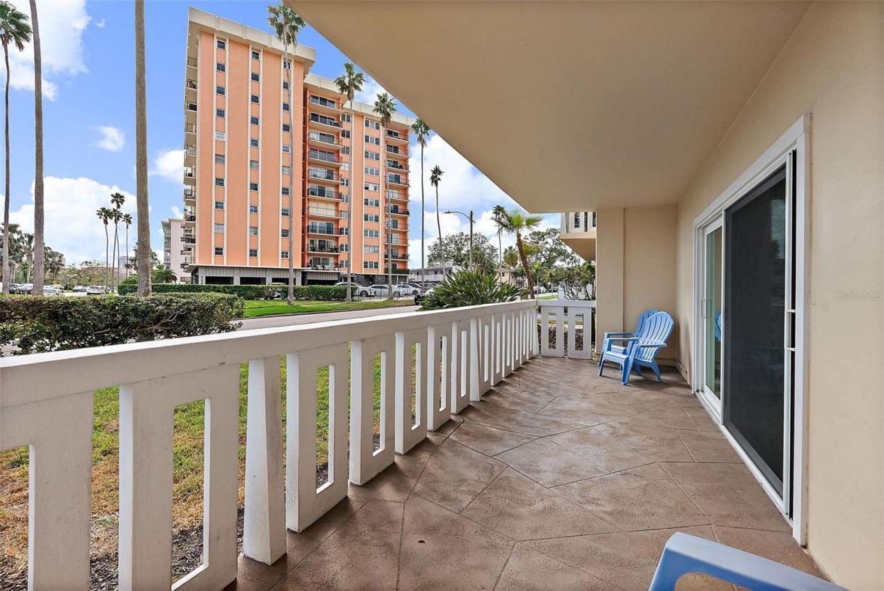 1200 N Shore Drive Ne, Unit 102, Saint Petersburg, FL 33701 Photo