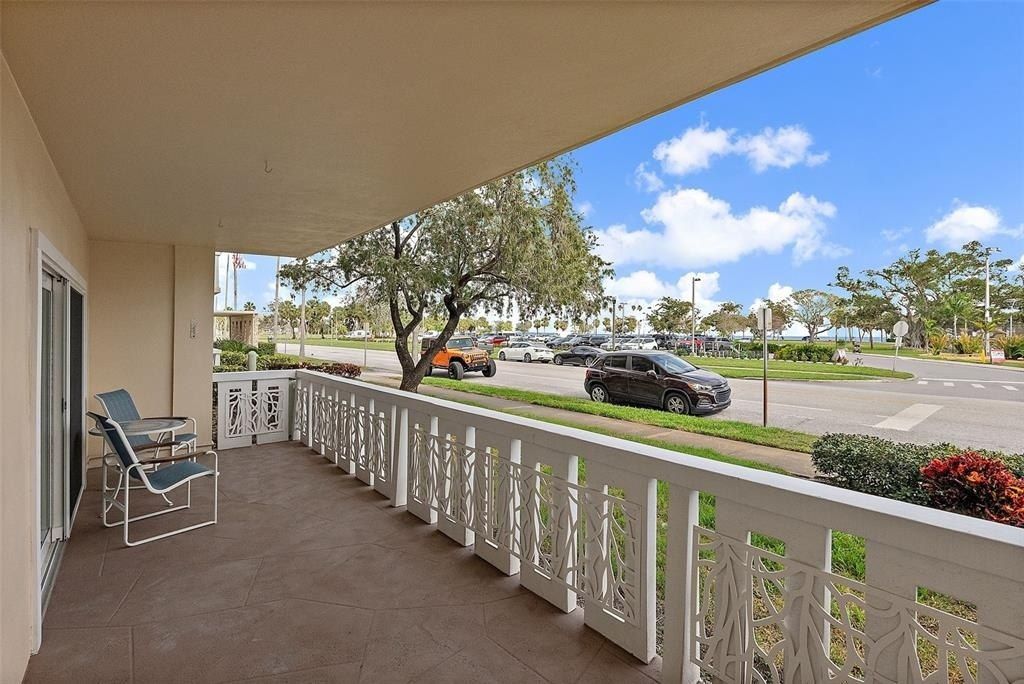 1200 N Shore Drive Ne, Unit 102, Saint Petersburg, FL 33701 Photo