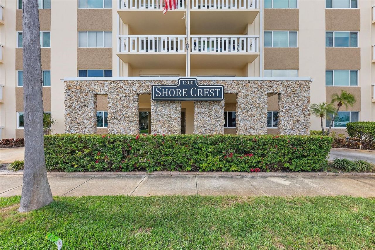 1200 N Shore Drive Ne, Unit 102, Saint Petersburg, FL 33701 Photo