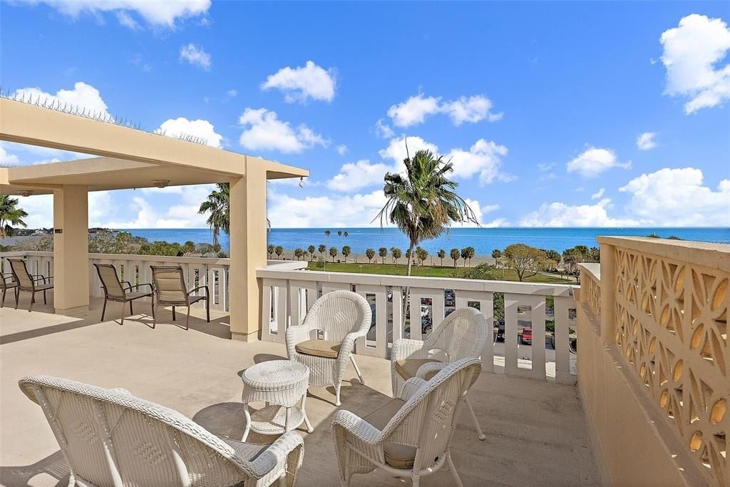 1200 N Shore Drive Ne, Unit 102, Saint Petersburg, FL 33701 Photo