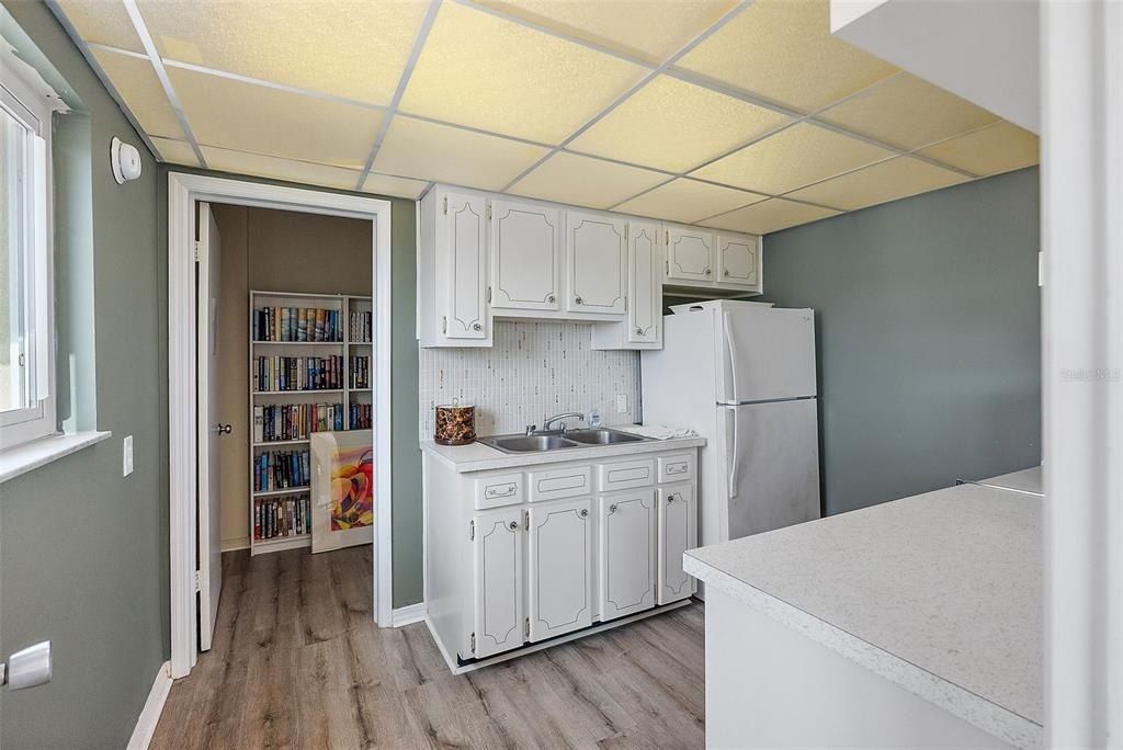 1200 N Shore Drive Ne, Unit 102, Saint Petersburg, FL 33701 Photo