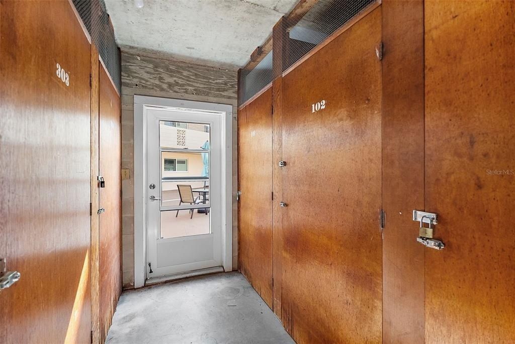 1200 N Shore Drive Ne, Unit 102, Saint Petersburg, FL 33701 Photo