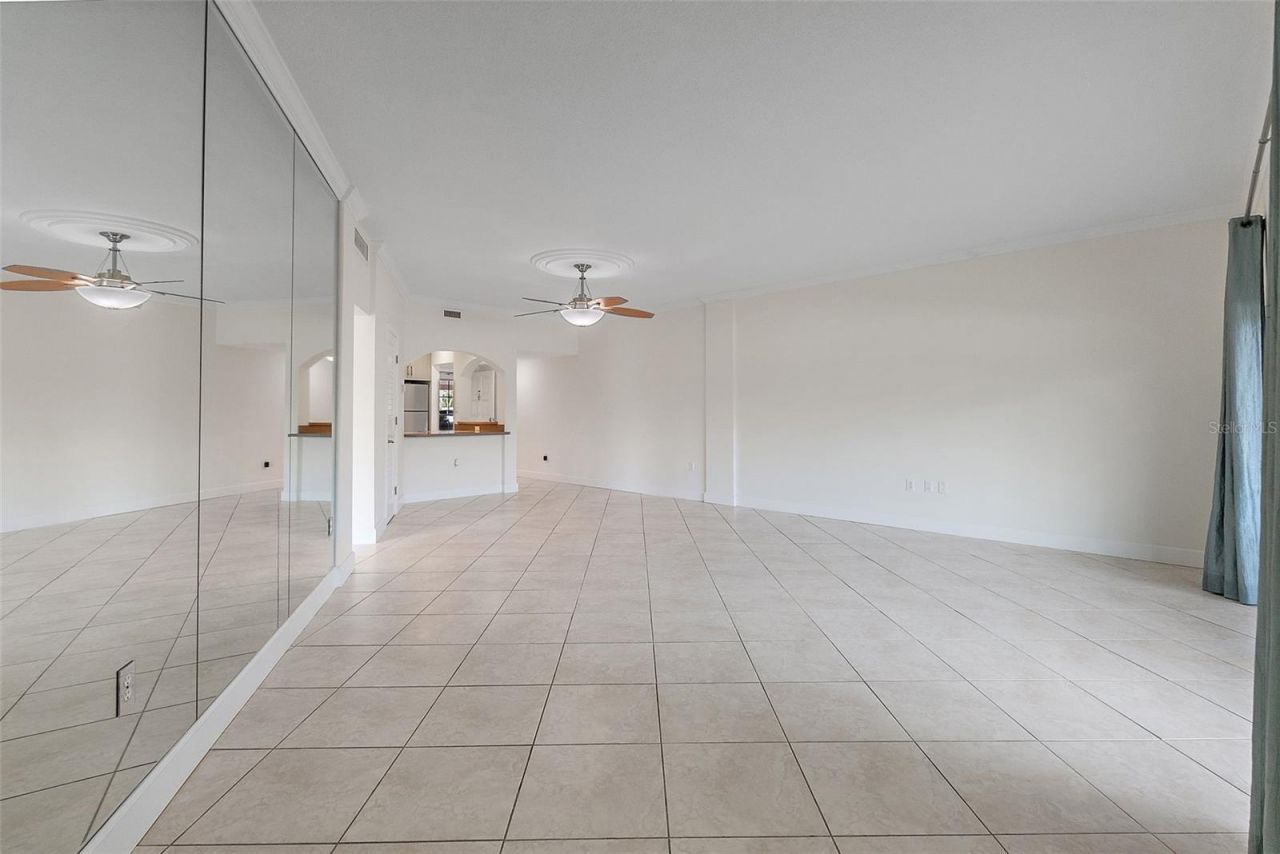 1200 N Shore Drive Ne, Unit 102, Saint Petersburg, FL 33701 Photo