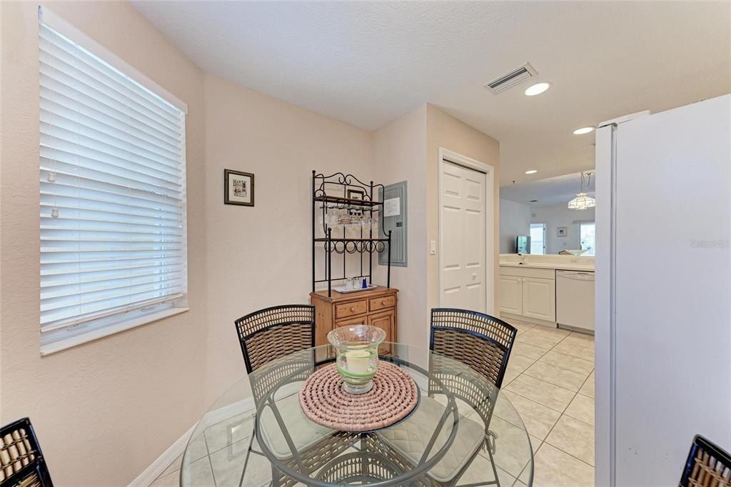 6326 Grand Oak Circle, Unit 203, Bradenton, FL 34203 Photo