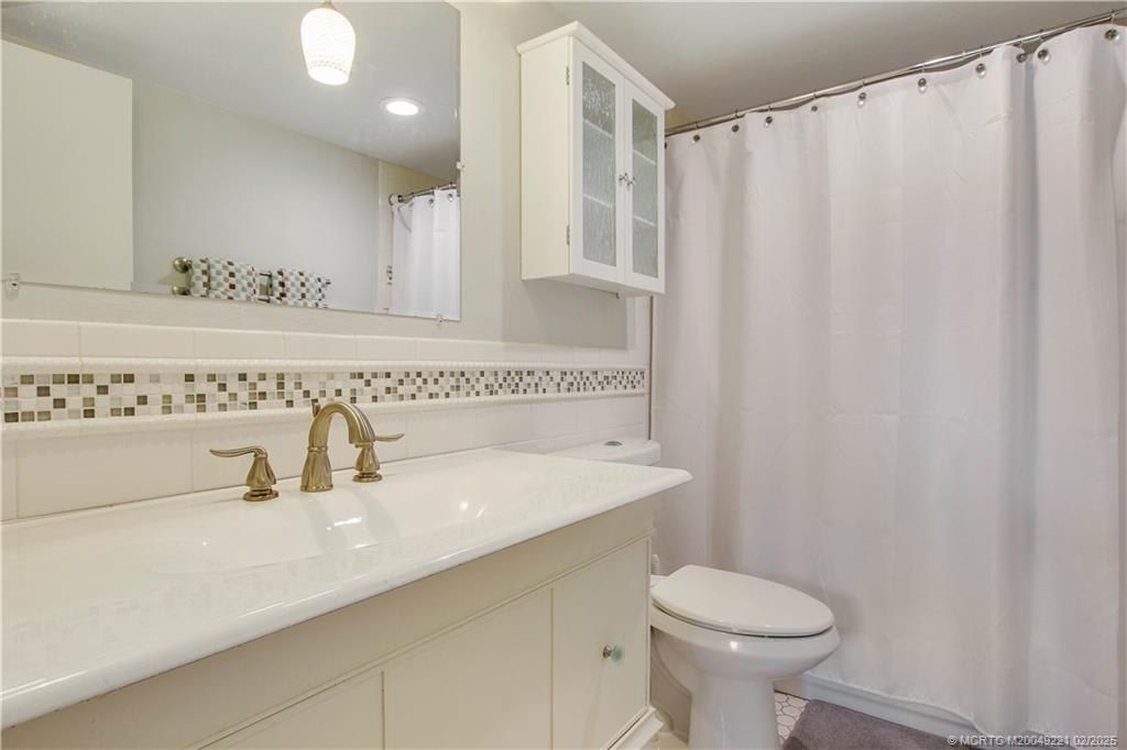 3442 NE Causeway Boulevard, Unit 103, Jensen Beach, FL 34957 Photo