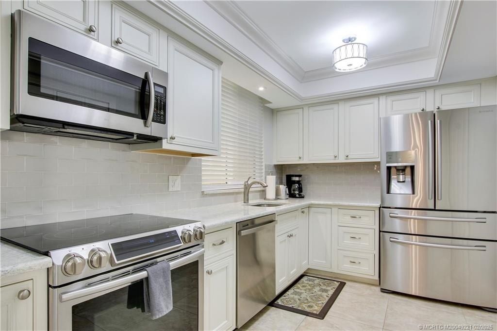 3442 NE Causeway Boulevard, Unit 103, Jensen Beach, FL 34957 Photo