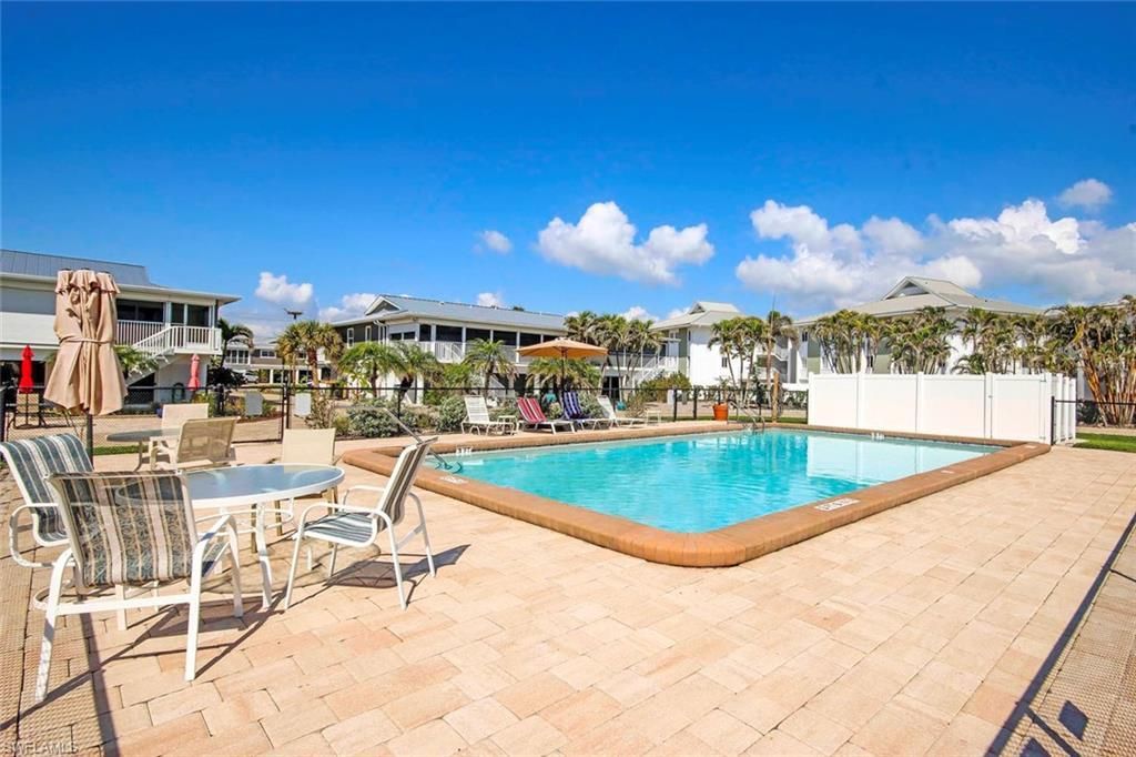 1351 Middle Gulf Dr, Unit 1A, Sanibel, FL 33957 Photo