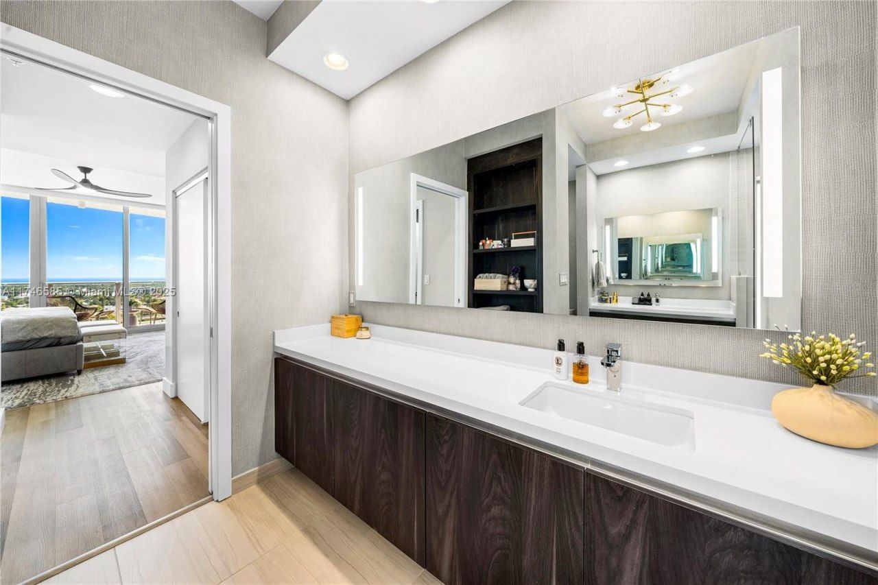 1180 N Federal Hwy, Unit 1501, Fort Lauderdale, FL 33304 Photo