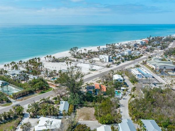 6324 LAGUNA DRIVE, LONGBOAT KEY, FL 34228