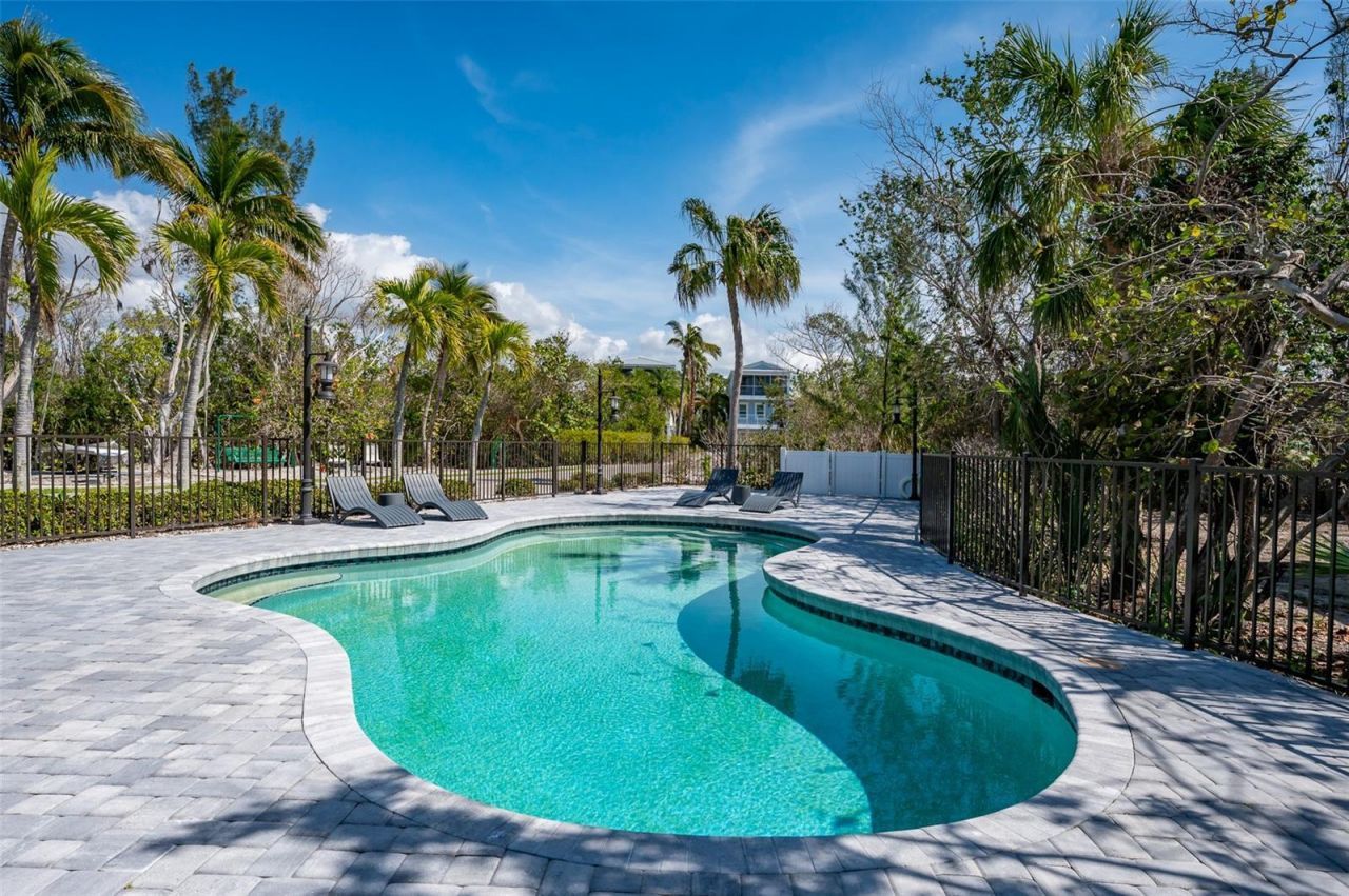 6324 Laguna Drive, Longboat Key, FL 34228 Photo