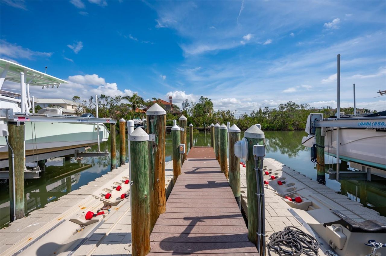 6324 Laguna Drive, Longboat Key, FL 34228 Photo