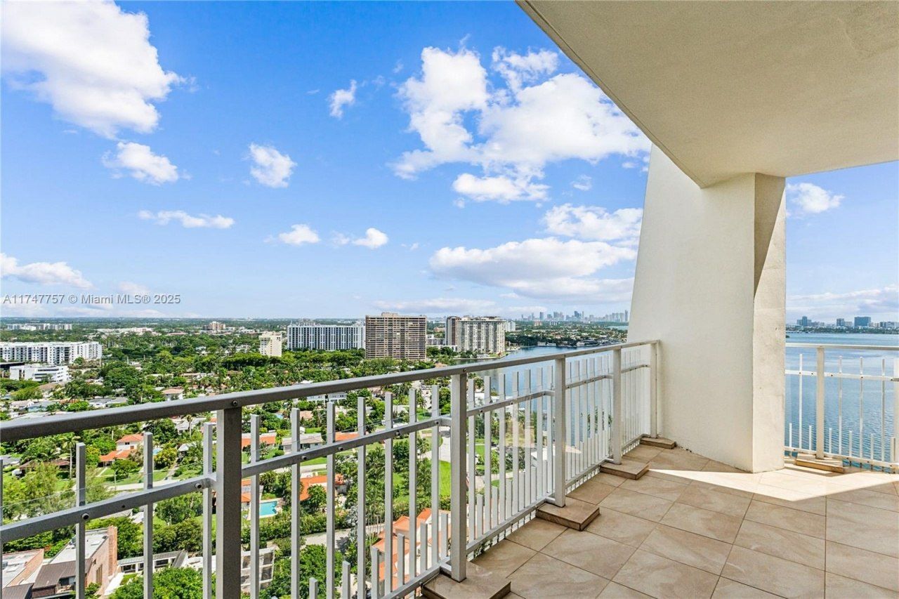 4000 Towerside Ter, Unit TS3, Miami, FL 33138 Photo