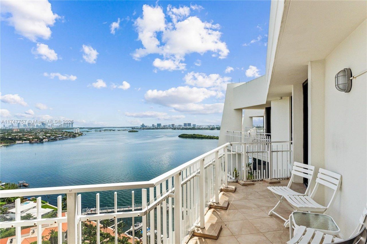 4000 Towerside Ter, Unit TS3, Miami, FL 33138 Photo