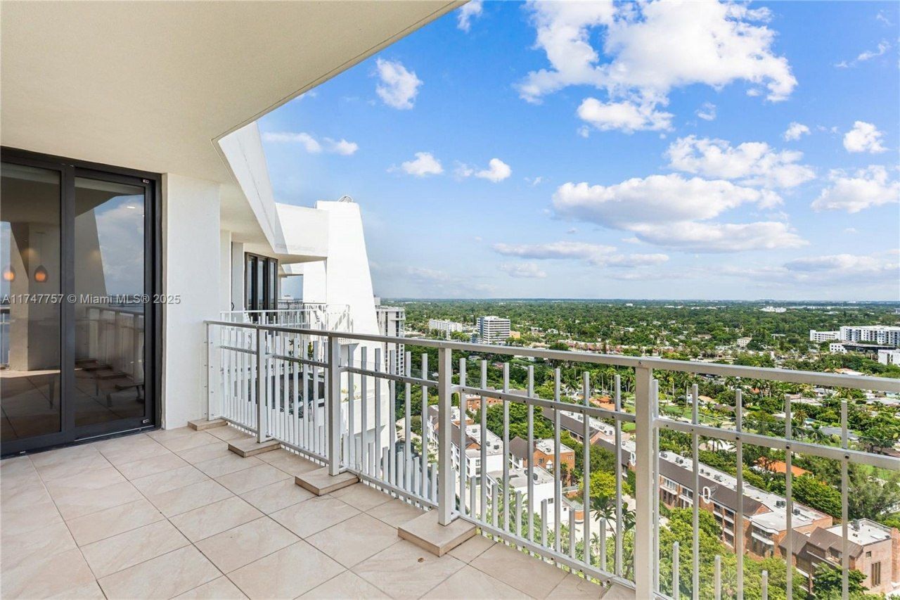 4000 Towerside Ter, Unit TS3, Miami, FL 33138 Photo