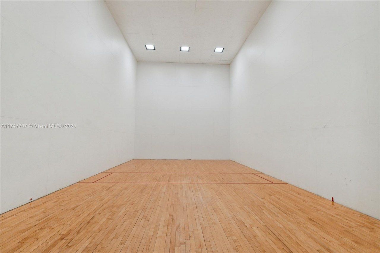 4000 Towerside Ter, Unit TS3, Miami, FL 33138 Photo