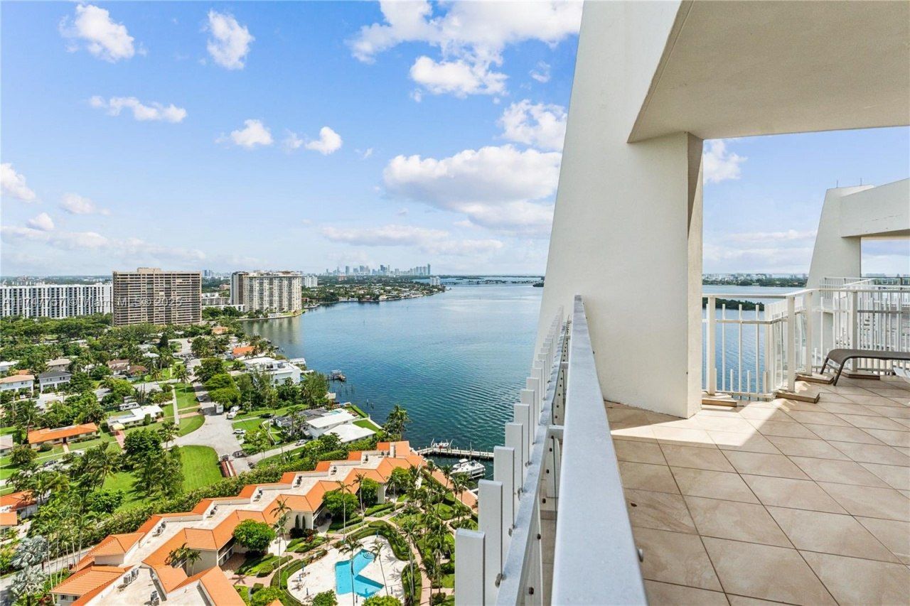 4000 Towerside Ter, Unit TS3, Miami, FL 33138 Photo