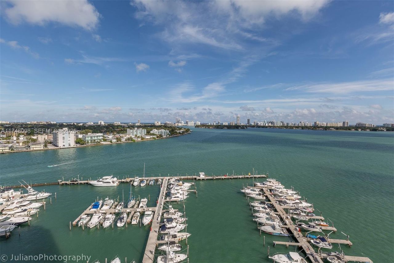 7601 E Treasure Dr, Unit 1108, North Bay Village, FL 33141 Photo