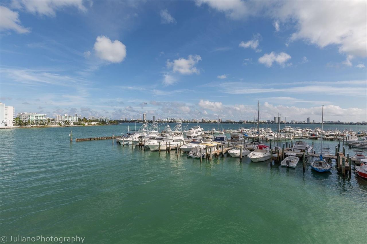 7601 E Treasure Dr, Unit 1108, North Bay Village, FL 33141 Photo