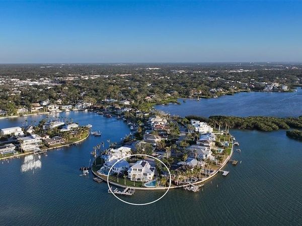 1300 TANGIER WAY, SARASOTA, FL 34239